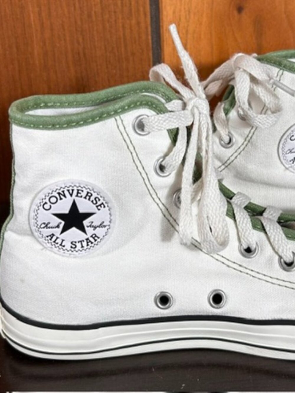 Converse Chuck Taylor All Star High Top White Green Canvas Sneakers Youth Sz 3